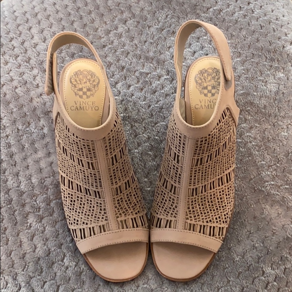 Vince Camuto Sandal